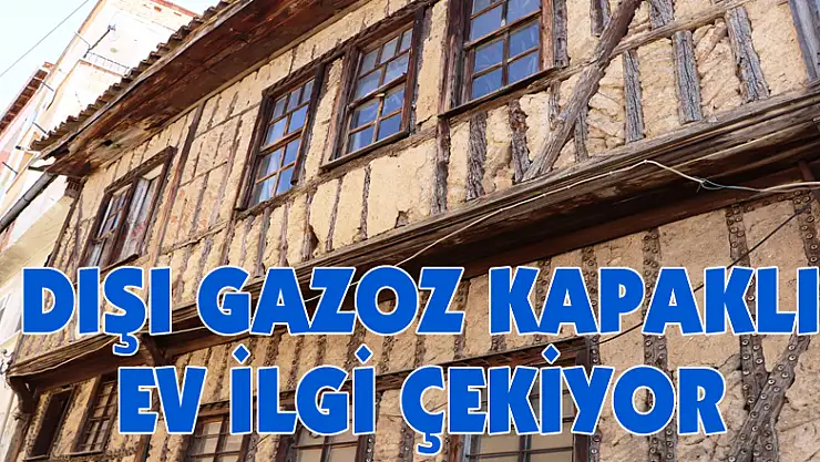Dışı gazoz kapaklı ev ilgi çekiyor