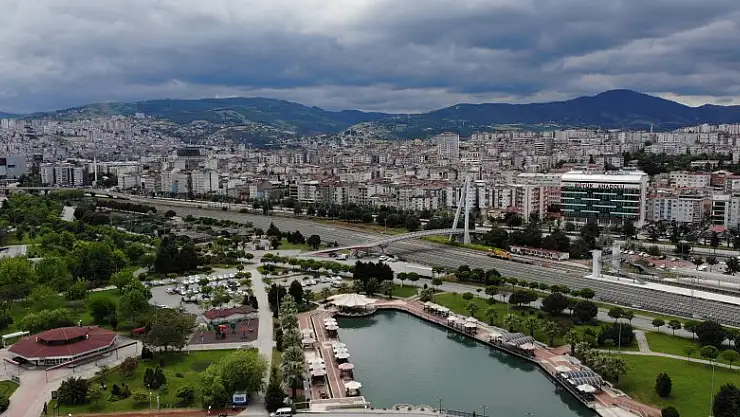 Kısıtlamanın ilk gününde Samsun sessizliğe büründü