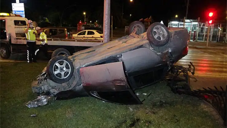 Samsun'da otomobil takla attı