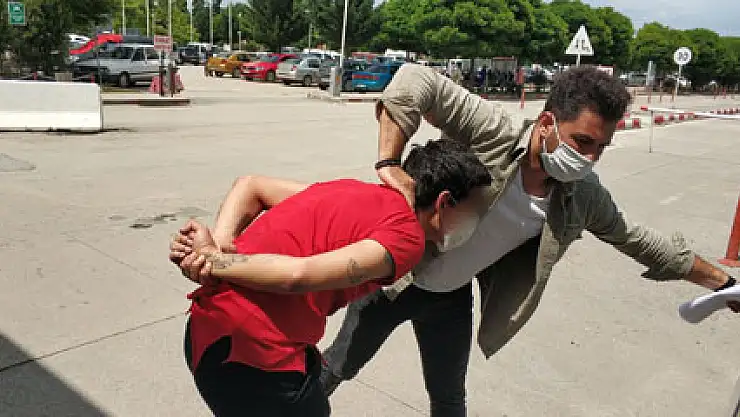 Uyuşturucu ticaretinden gözaltına alındı