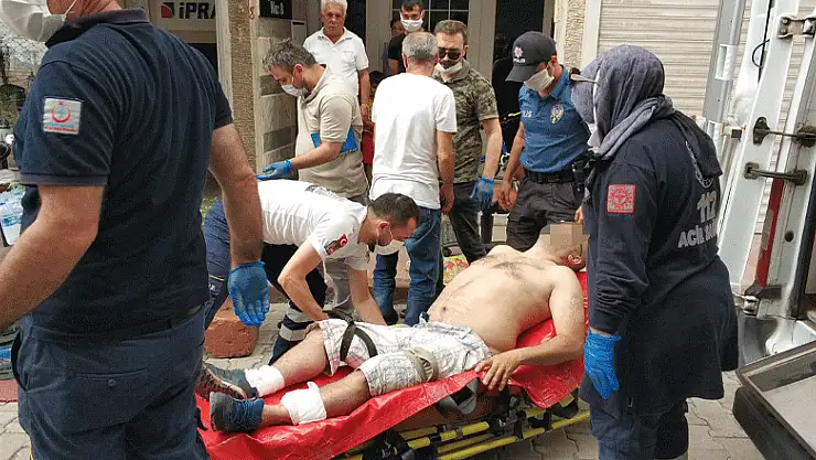 İş yerinde silahlı saldırıya uğrayan esnaf hastanelik oldu