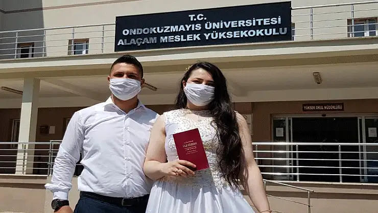 Genç çiftler mezun oldukları okulda anılarını tazelediler