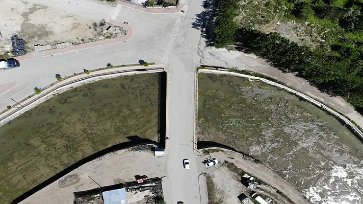 Bu 'çay' tersine akıyor 