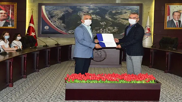 OMÜ 'Sıfır Atık Belgesi'ni aldı