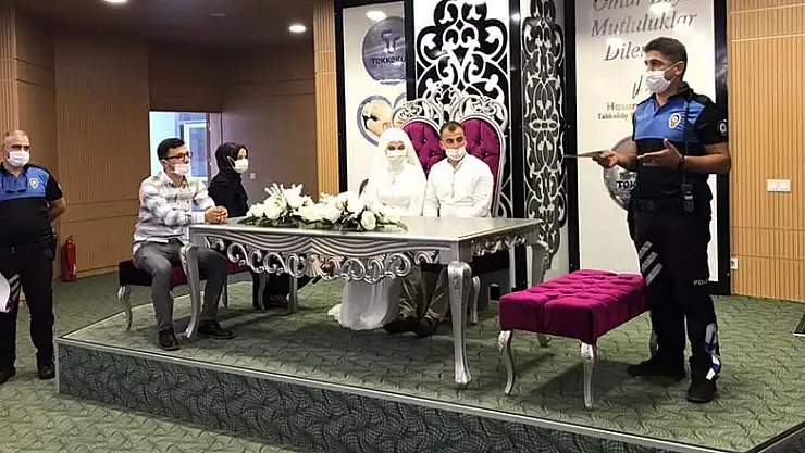Samsun'da düğün, kına gecesi ve nişan etkinliklerinde korona virüs denetimleri