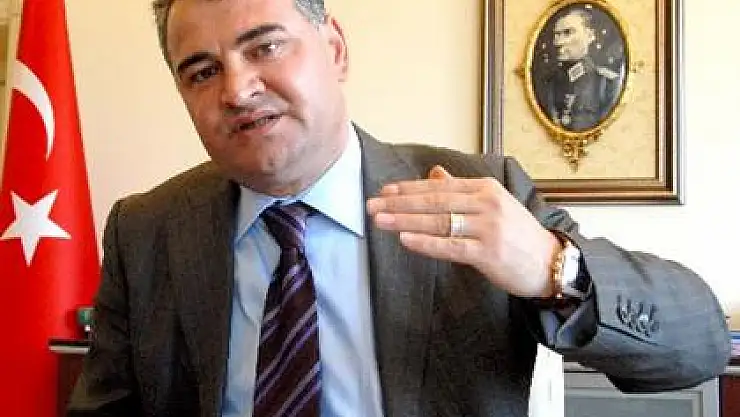 Aslan Karanfil, görevine geri döndü