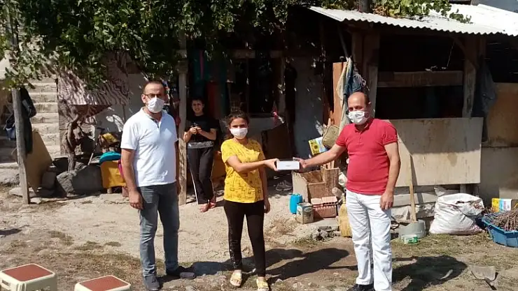 'Sınıf Tam Öğretmenim' projesine destek  