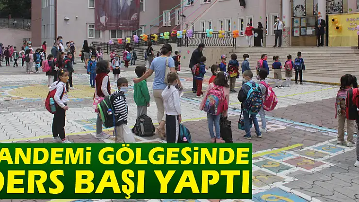 Samsun'da minikler pandemi gölgesinde ders başı yaptı