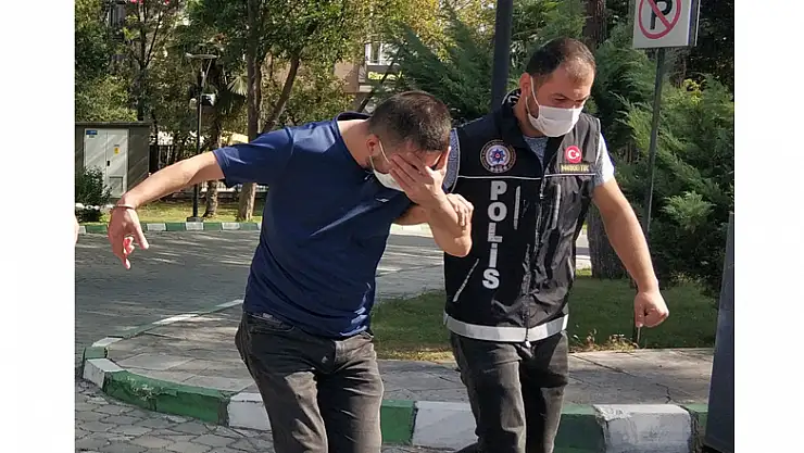 Samsun'da uyuşturucu hapla ilgili 2 kişi adliyeye sevk edildi