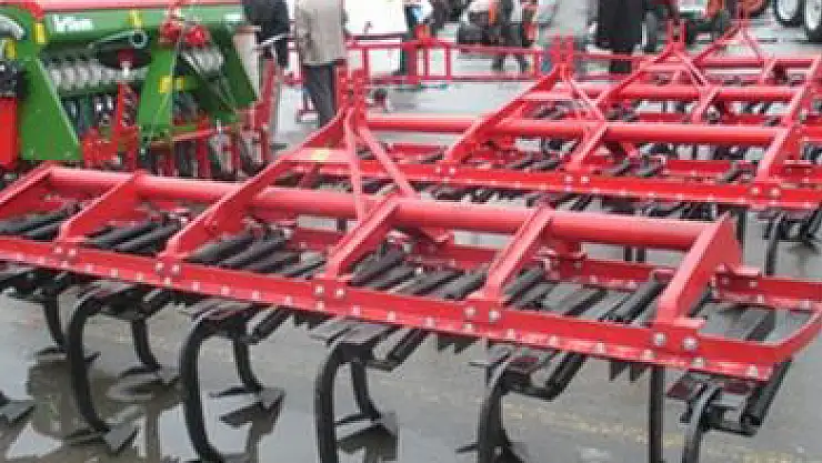 Çiftçiye makine ve ekipman desteği geldi