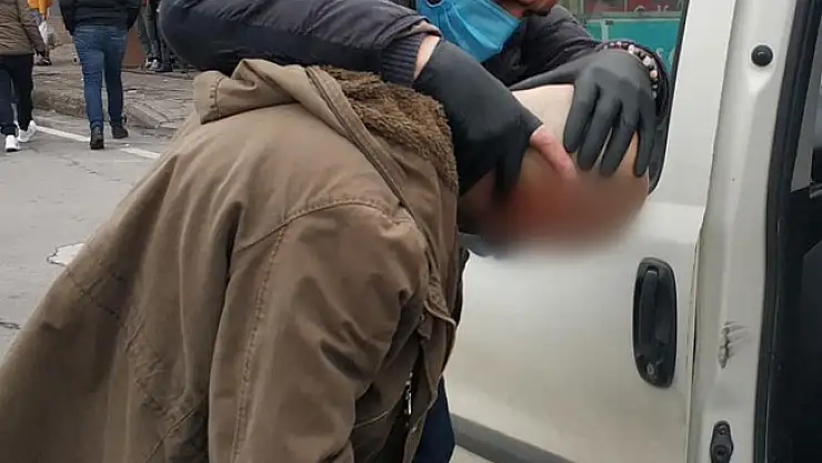 Cezaevi firarisi narkotik polisine yakalandı