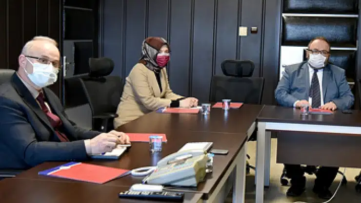 OMÜ'de eğitim revizyonu devam ediyor