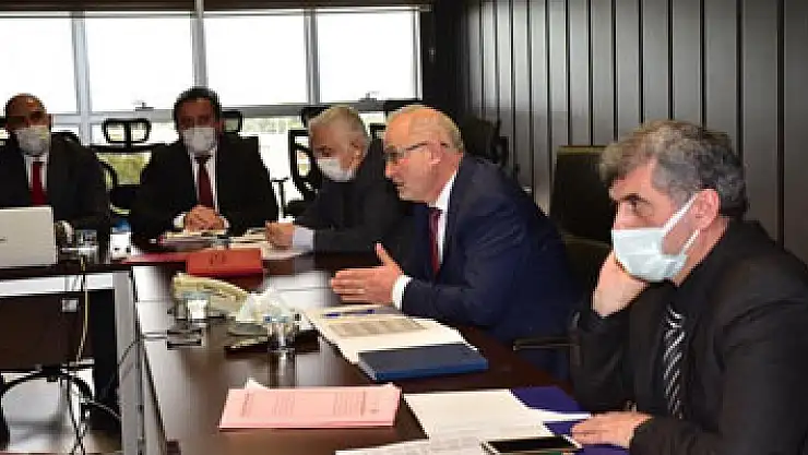 Rektör Ünal: 'Eğitimde revizyonu bir varoluş sorunu olarak görüyoruz'