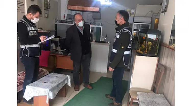 Vali Dağlı: 'Zorunlu değilsek dışarı çıkmayalım'