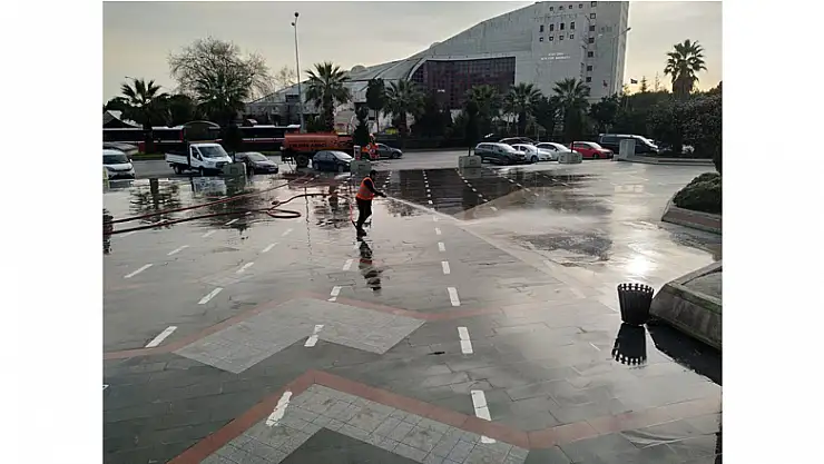 1 yılda 4,6 milyon metrekarelik alan dezenfekte edildi