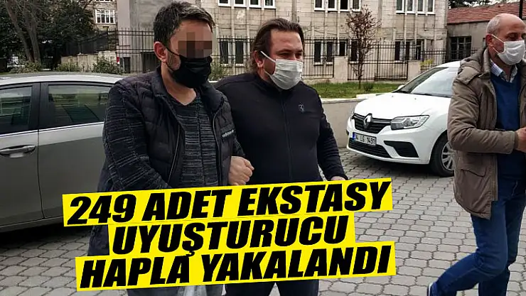 Şüphe üzerine yapılan aramada 249 adet ekstasy uyuşturucu hapla yakalandı