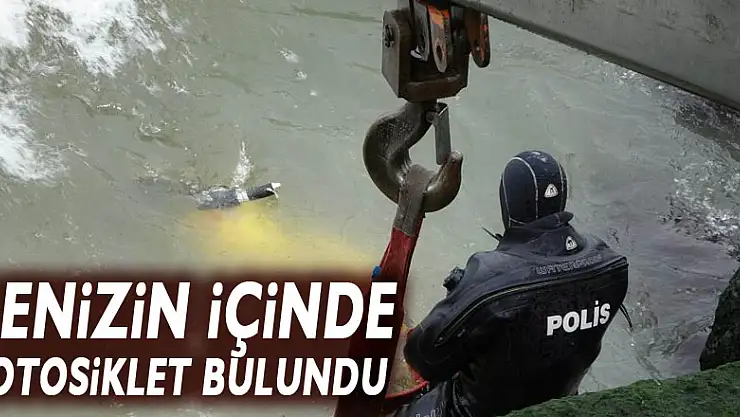 Samsun'da denizin içinde motosiklet bulundu