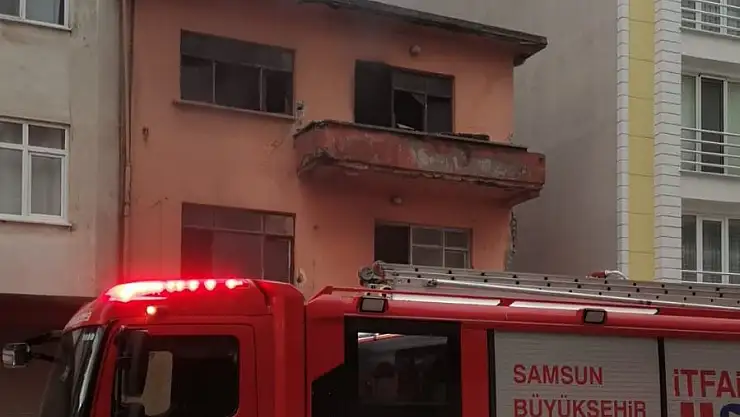 Metruk binada yangın