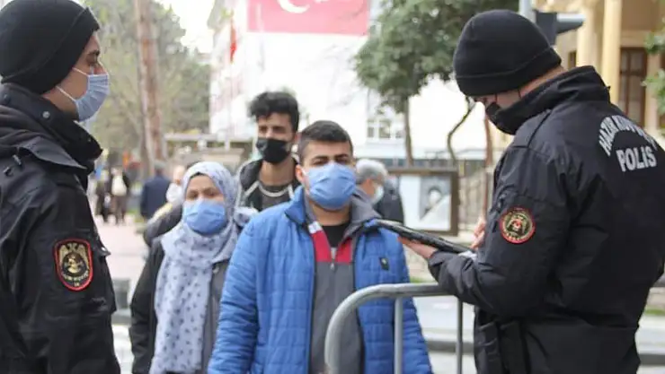 Samsun'da izolasyon kurallarını ihlal eden 3 kişiye idari işlem