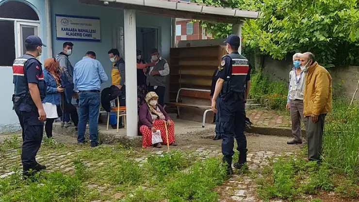 Kırsal mahallelerde aşı çalışması