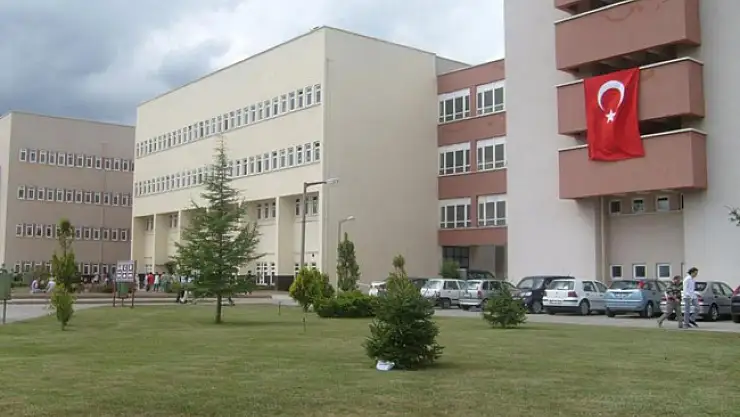 OMÜ'de biyoloji, coğrafya ve tarih bölümleri akredite oldu