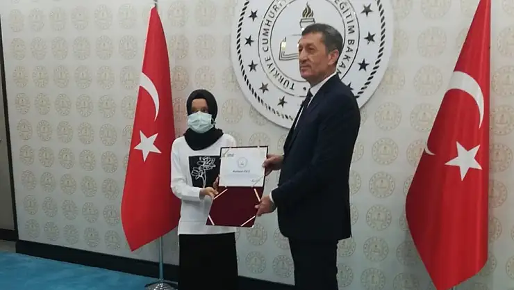 Resim yarışmasında Türkiye ikincisi oldu