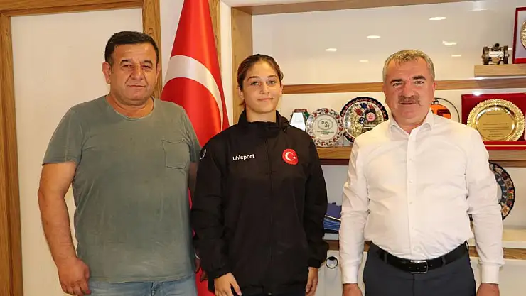 Başkan Özdemir: 'Çabamız şampiyonlar yetiştirmek için'