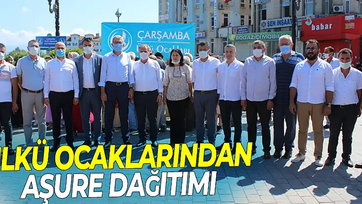 Ülkü Ocaklarından Aşure Dağıtımı