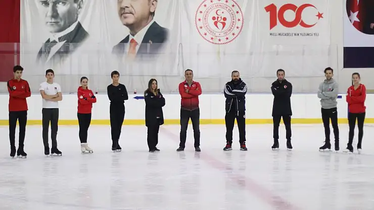 Türkiye Buz Pateni Milli Takımı'nın hedefi olimpiyat kotası almak