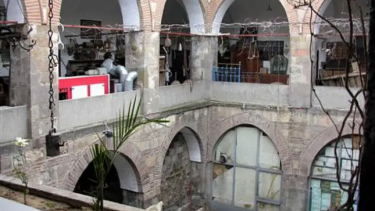 Taşhan'a bakım ve onarım