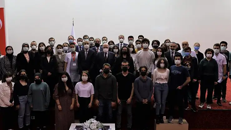 Rektör Aydın: 'Tıp eğitiminde niteliğin artması için birlikte çalışacağız'