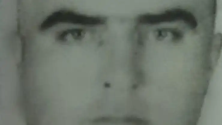 Tarla sürerken devrilen traktörün sürücüsü hayatını kaybetti