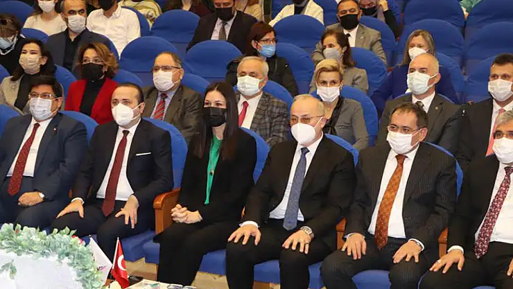 Üniversite öğrencilerine iş sağlığı ve güvenliği eğitimi