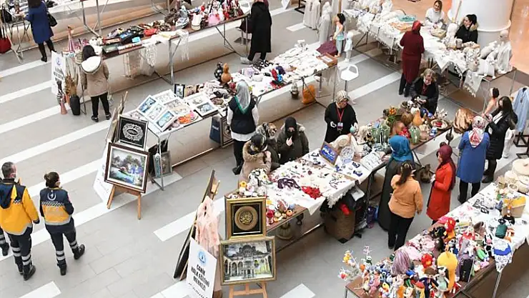 'Hanımeli El Sanatları' sergisi: El emeği göz nuru ürünler görücüye çıktı