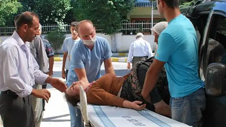 ARININ SOKTUĞU GENÇ KIZ HASTANELİK OLDU