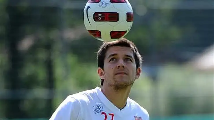 Pal Lazar'a Milli Davet