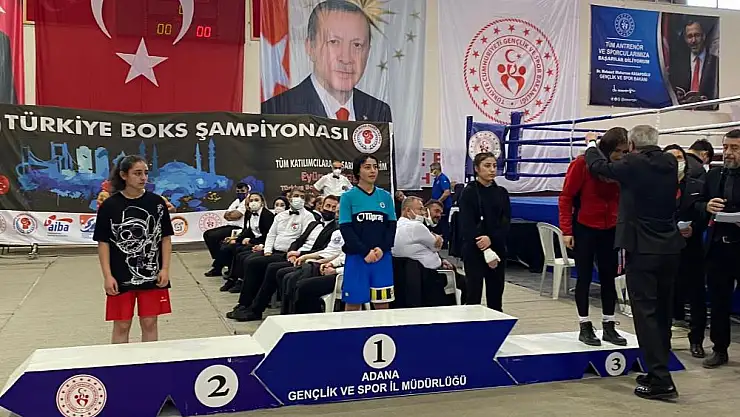 Samsun'dan 2 sporcu Türkiye Gençler Boks Şampiyonası'nda dereceye girdi