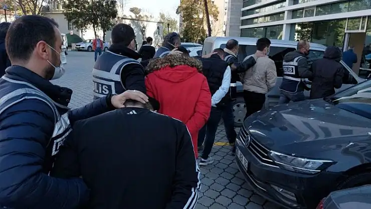 26 yaşındaki gencin tuzağa düşürülerek öldürülmesinde 6 kişi tutuklandı