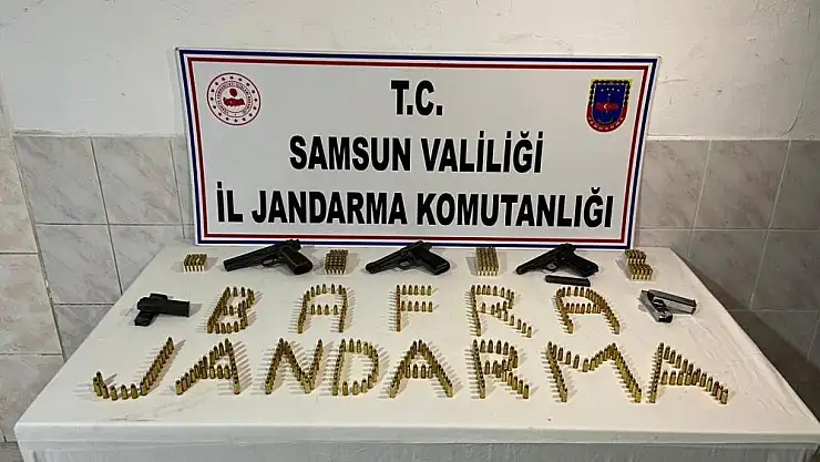 Bafra'da ruhsatsız silah ve mermi ele geçirildi