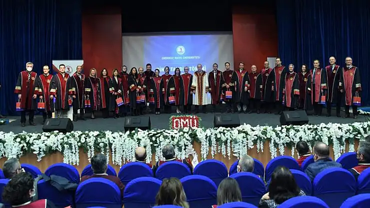 OMÜ'de 107 profesör ve 61 doçent biniş giydi