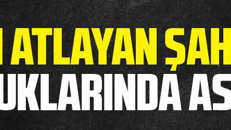 3. kattan atlayan şahıs balkon korkuluklarında asılı kaldı