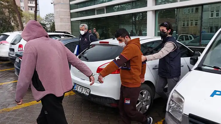 Samsun'da DEAŞ şüphelisi 4 yabancıya ek süre