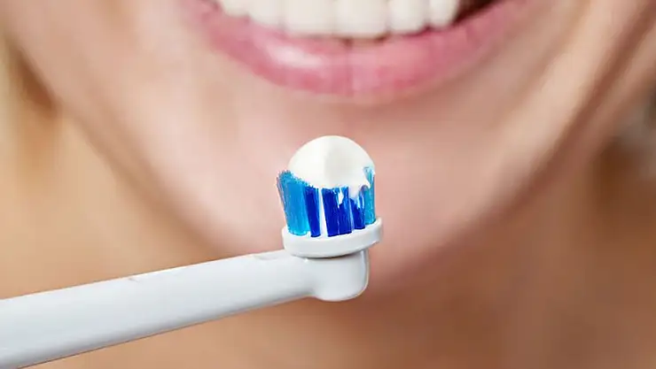 Uzmanından uyarı: 'Bezelye tanesi kadar macun yeterli'