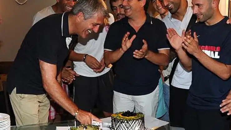 Petkovic'e süpriz doğum günü