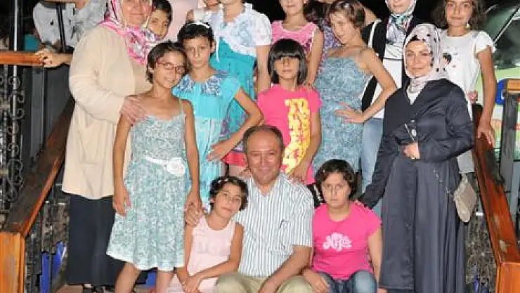 Yuva Çocuklarının Başkan Sevgisi