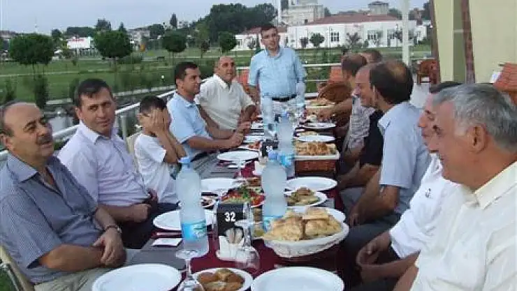 Yılmaz'dan İftar Programı…