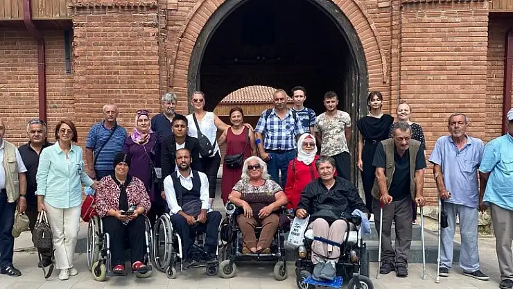 Engelleri aşan gezi