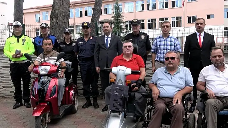 Bafra'da yaya geçitlerine kırmızı çizgi çekildi