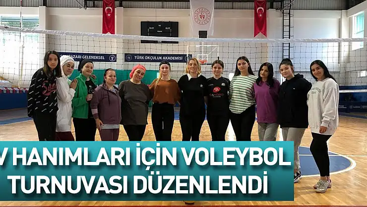 Salıpazarı'nda ev hanımları için voleybol turnuvası düzenlendi