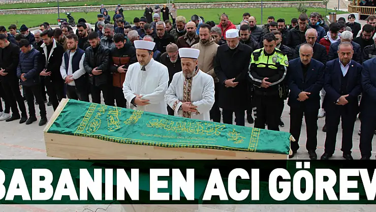 İmam babanın en acı görevi: Öldürülen üniversite öğrencisi oğlunun cenaze namazını kıldırdı